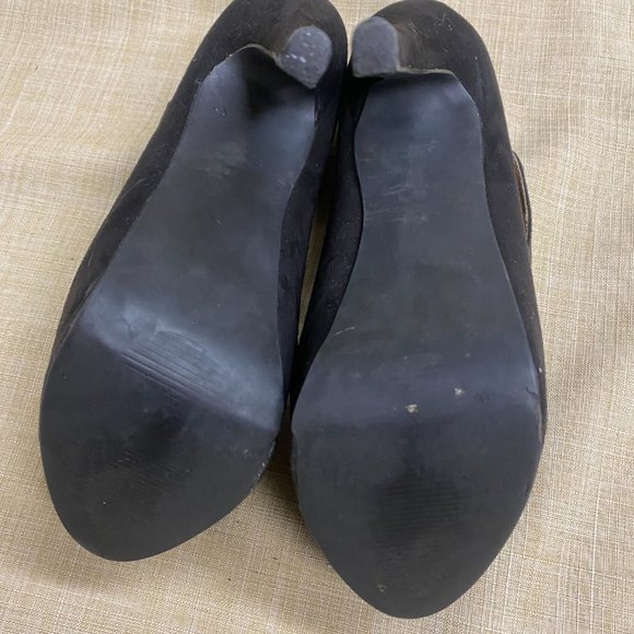 Faux Suede Bow Pin-Up Heels - Picture 5 of 7